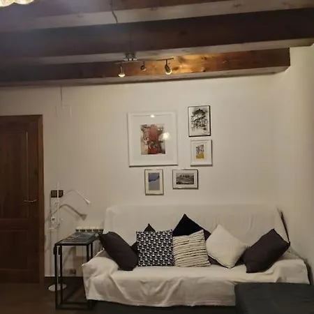 アパート Acogedor Estudio En Vilamos, Lleida *